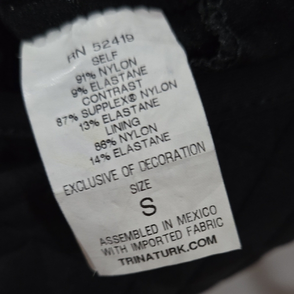 Trina Turk Recreation Sz Small Solid Black Scoop Neck Tank Top - Picture 3 of 7